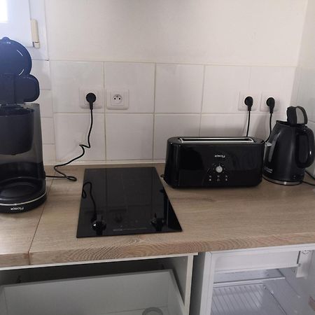 Le Chaleureux, Accueillant, Gare, Parking Gratuit Apartment Le Mans Exterior photo